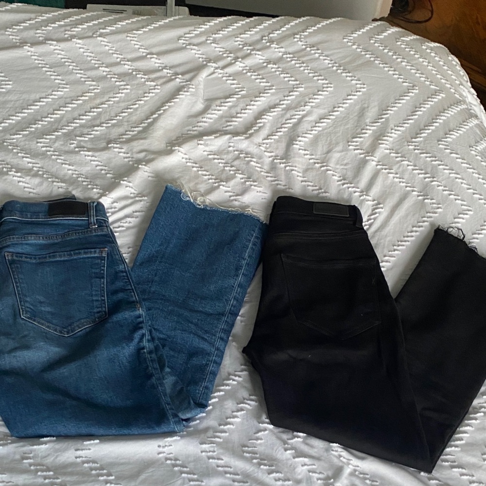 2 Pair of Express Cropped Flare Jeans